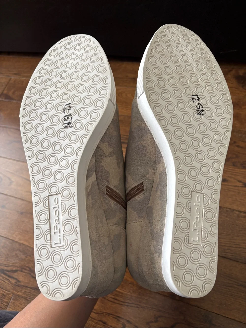Linea Paolo Beige Gray Camouflage Suede Wedge Booties Size 13